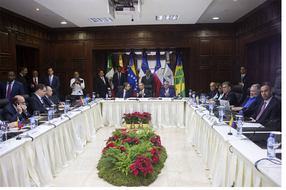 Reunión negociación en República Dominicana