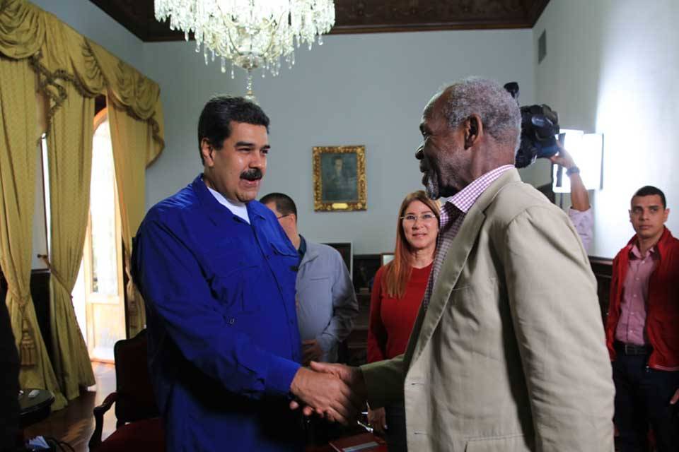 Danny Glover Nicolás Maduro