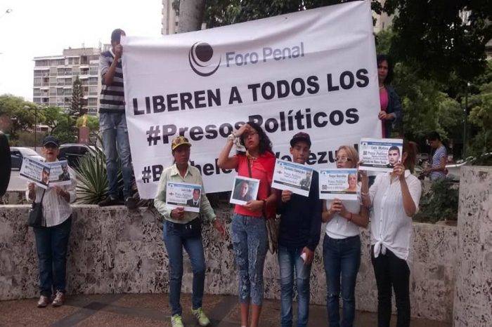 presos políticos Leonard Hinojosa