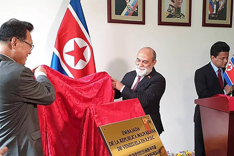 Gobierno de Maduro inaugura embajada en Corea del Norte