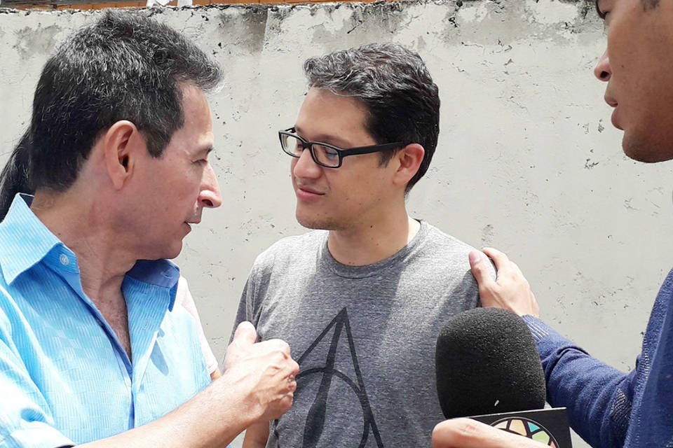 Agente Extraño adelanta difusión del disco “Ministro: ¿Cuál es su trabajo?” en agradecimiento por la solidaridad en el caso José Mendoza