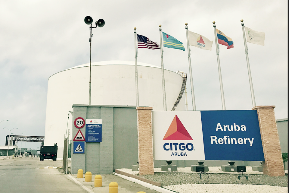 Aruba pone fin a contrato con Citgo para renovar y operar refinería de petróleo. La refinería no tiene capacidad para cumplir sus compromisos
