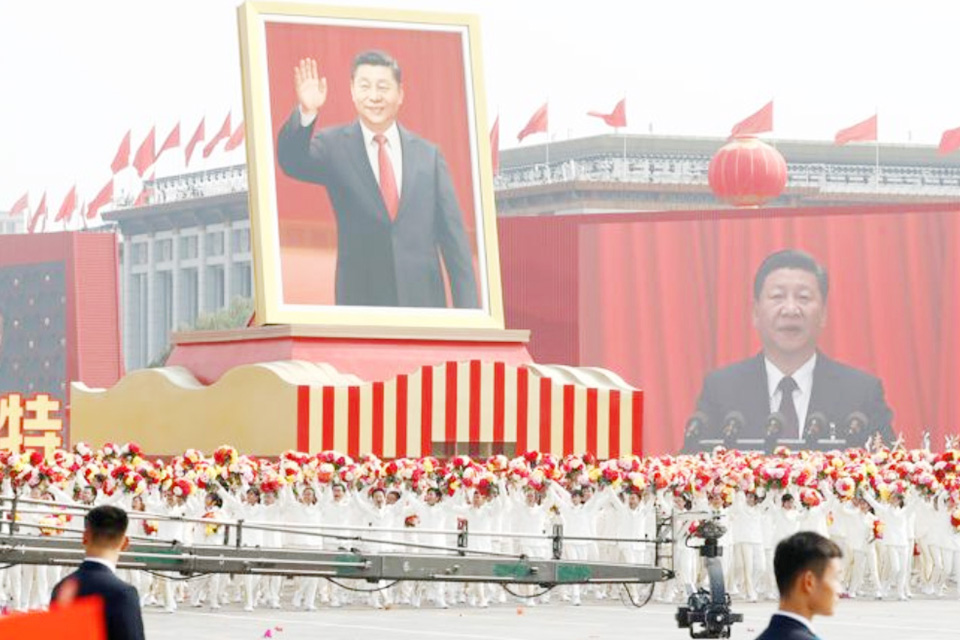 China presume de su poderío militar ante el presidente Xi Jinping con un faraónico desfile en el 70 aniversario de la República Popular China
