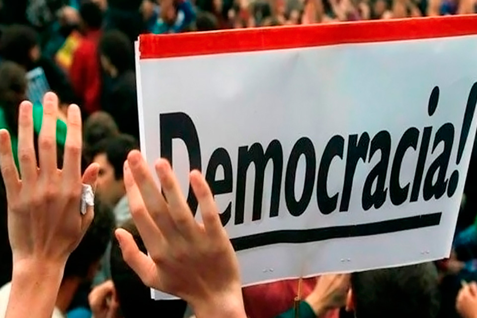 Democracia