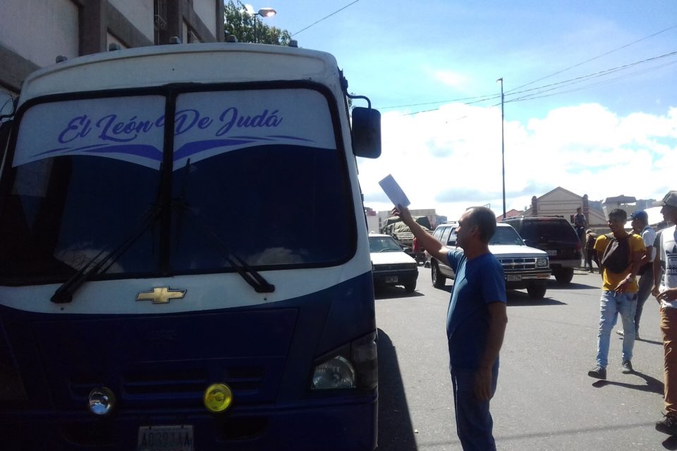 Terminal conductores Caracas-La Guaira acuerdos