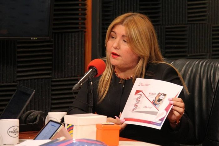 Eneida Laya Lugo ministra Comercio flexibilización
