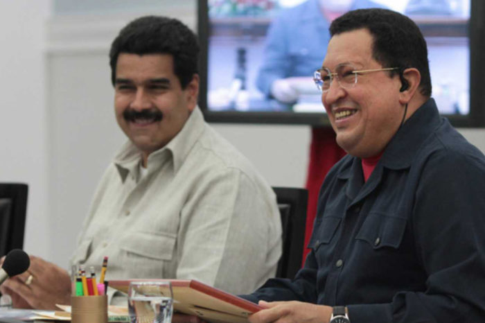 Maduro chavez Movimiento 5 estrellas