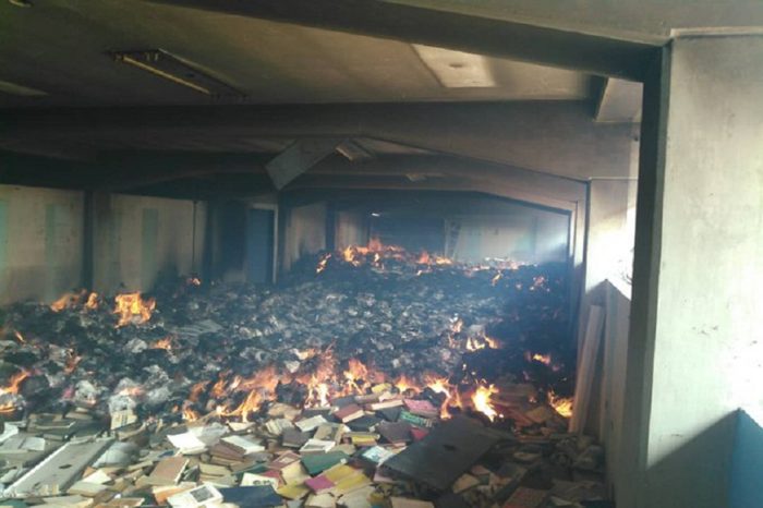 Universidad UDO incendio biblioteca