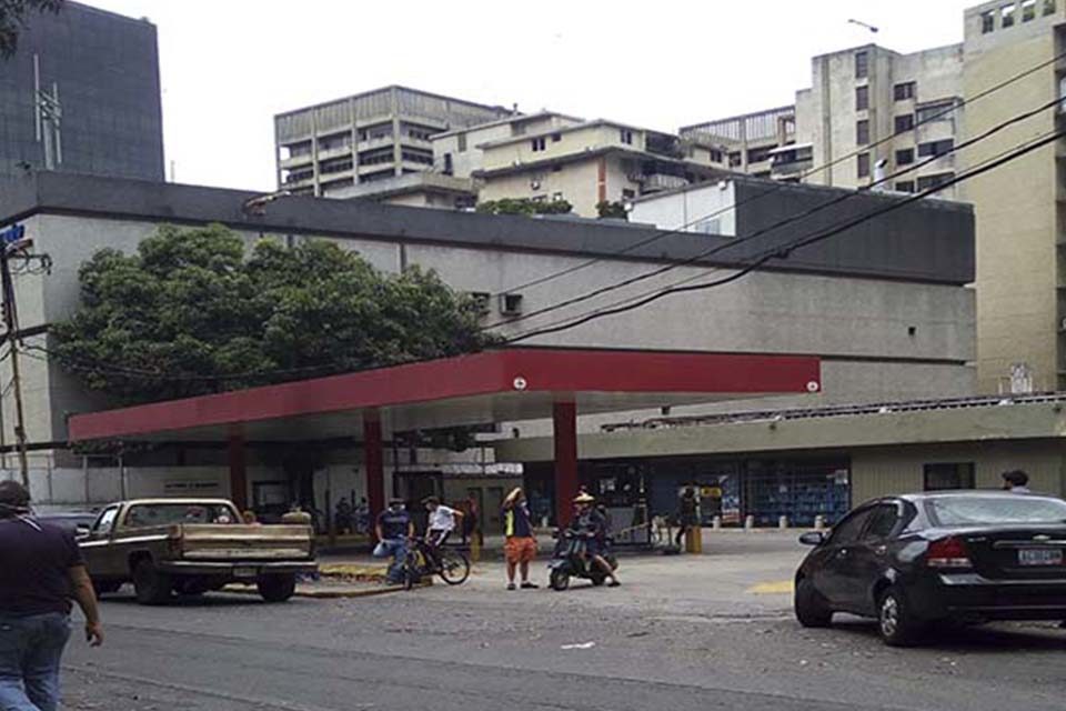 tachira - Siguen colas por gasolina en el cuarto día de "nuevo esquema de abastecimiento"