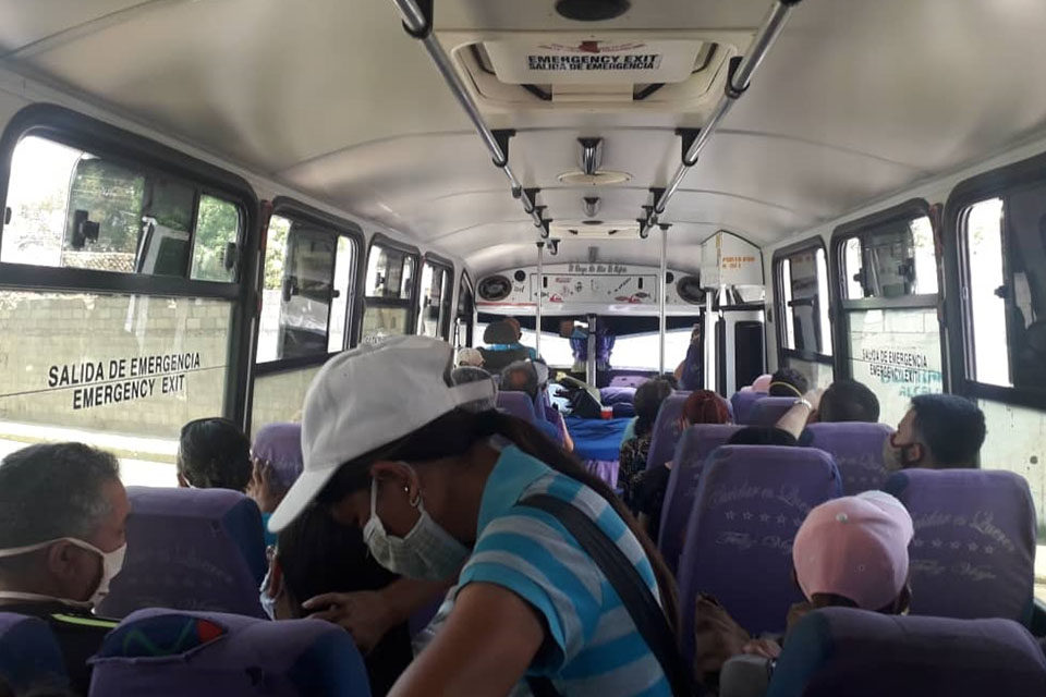 Transportistas extraurbano cuarentena Colombia