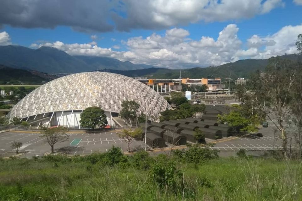 Poliedro de Caracas - Hospital de campaña