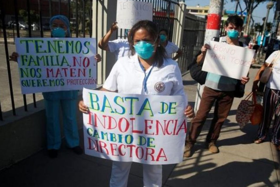 Perú: Médicos a huelga por falta de insumos para enfrentar coronavirus