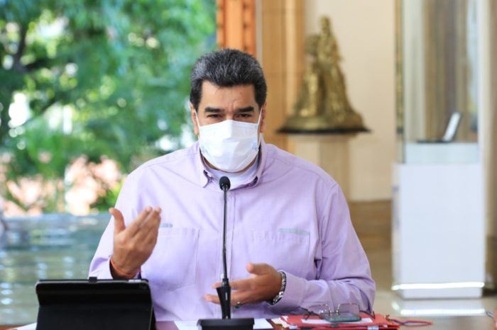 Maduro ozonoterapia para curar covid-19