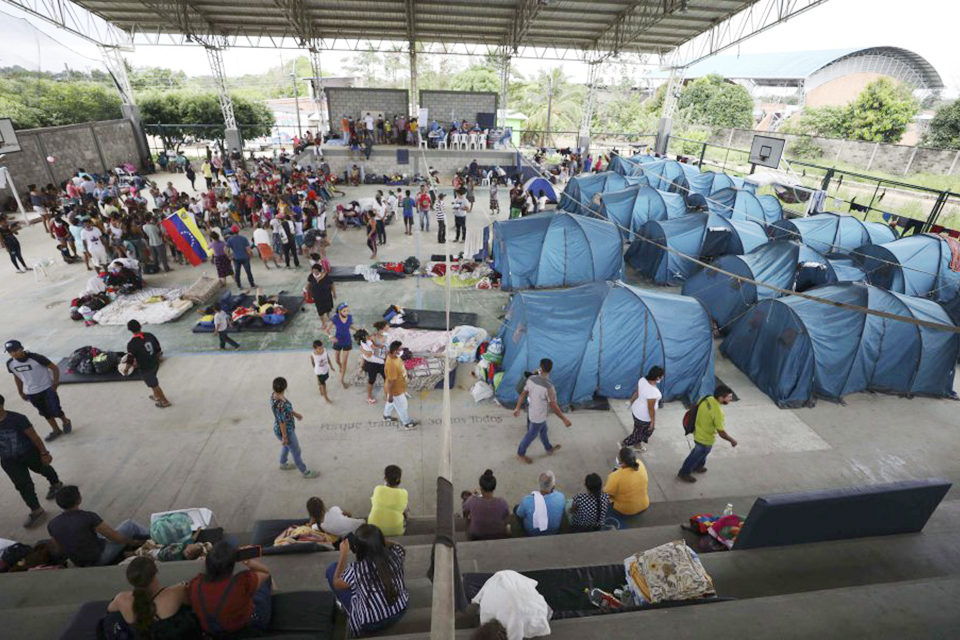 Desplazados de Apure denuncian en Colombia abusos de la FAN y FAES - colombia