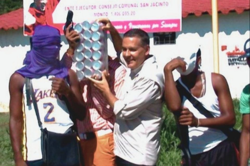 La paz sea con nosotros, por Paulina Gamus