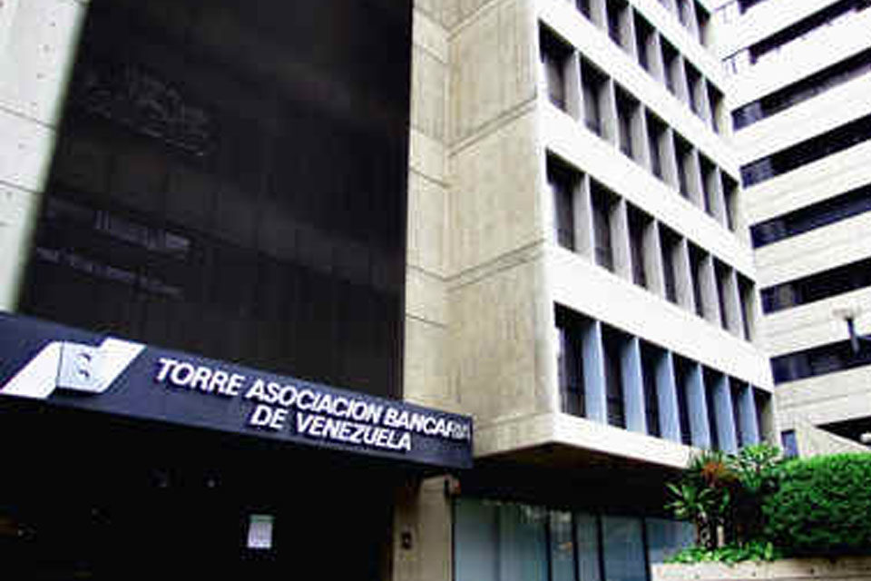 José María Nogueroles banca asociación bancaria