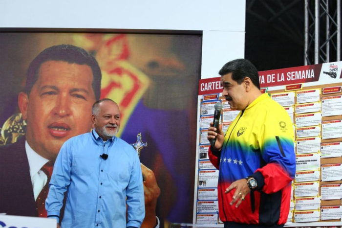 Nicolás Maduro participó en Con El Mazo Dando