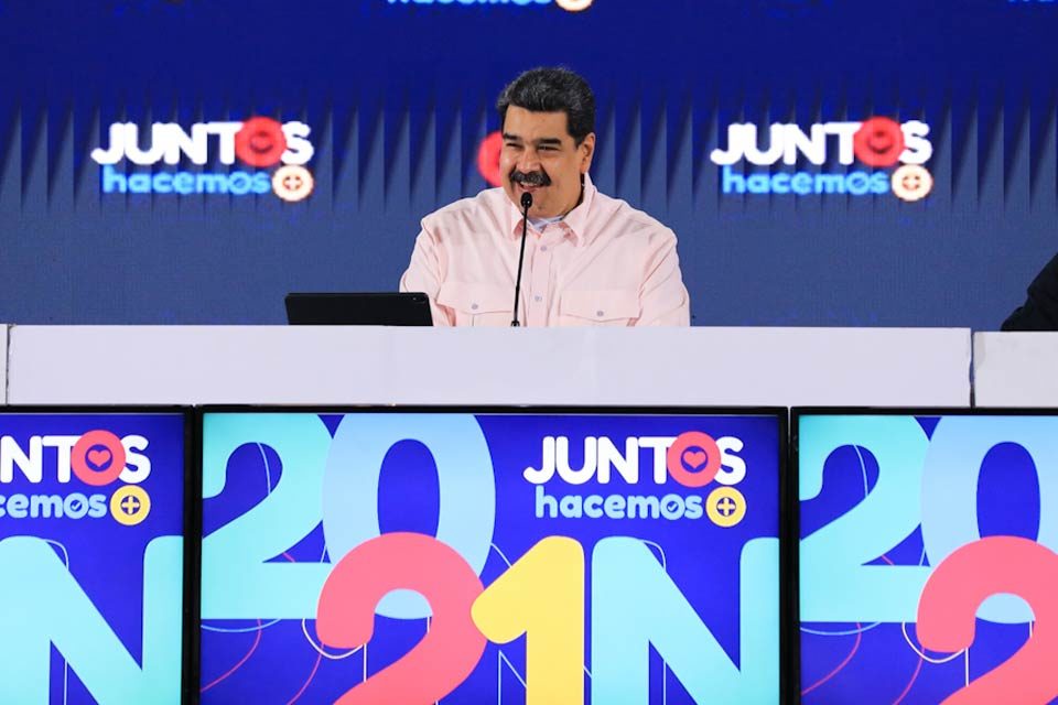 Maduro celebra participación el G4 en elecciones del 21N