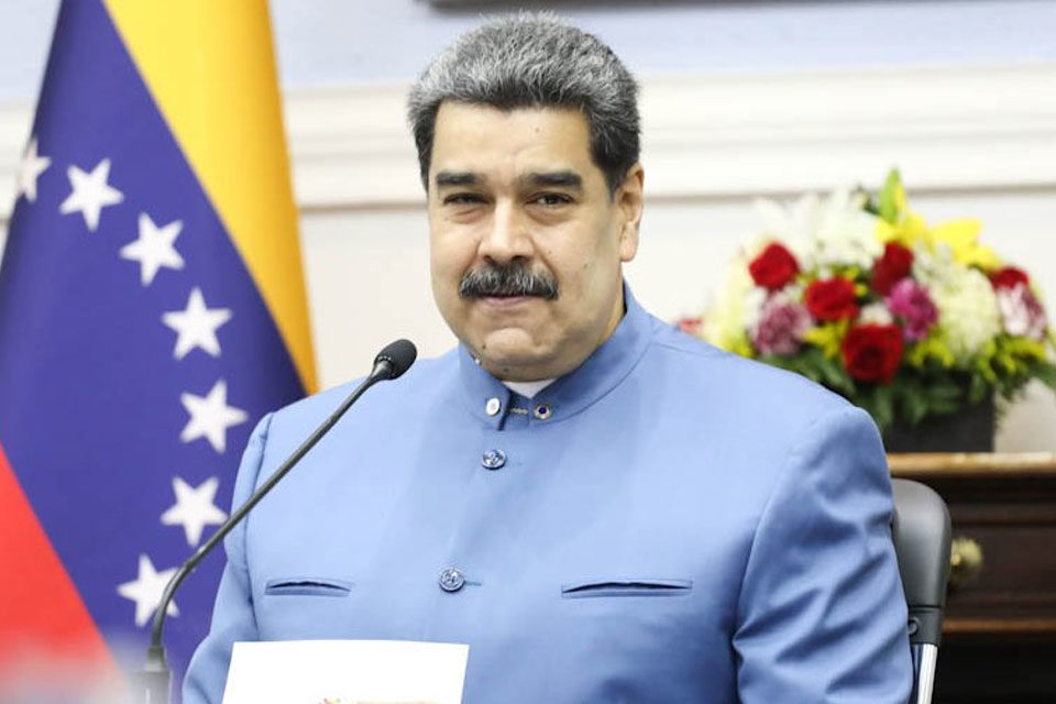 Nicolás Maduro juramenta su gabinete