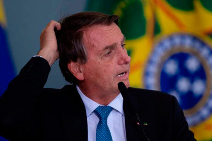 Con Bolsonaro: 1000 días de mentiras y una verdad