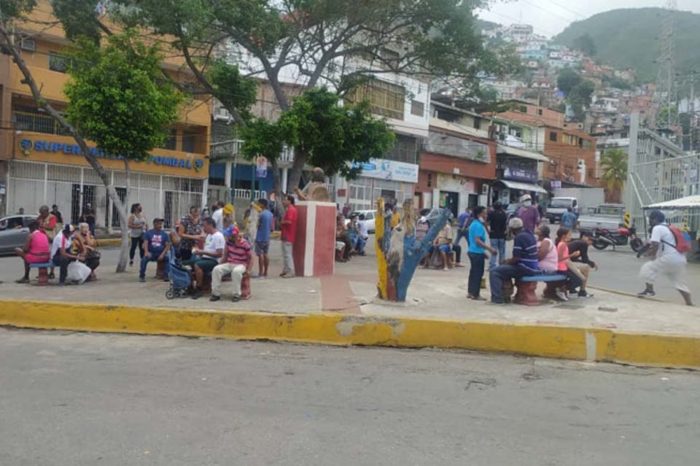 En La Guaira se olvidaron del tapabocas tras la flexibilización