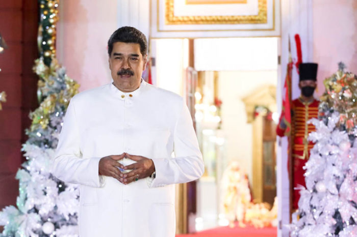 Nicolás Maduro celebra 90% de vacunación