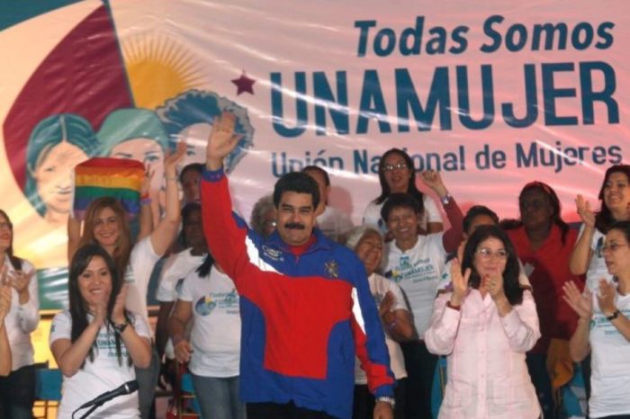 El gobierno "feminista" de Maduro deja al Ministerio de la Mujer sin cabeza
