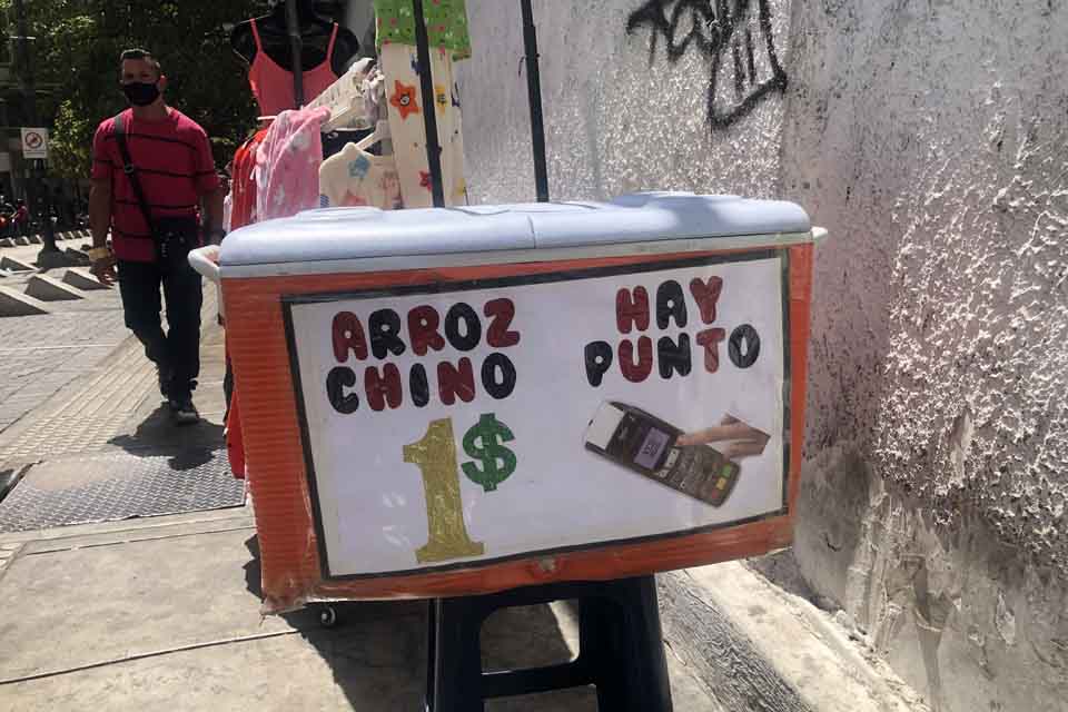 Ofertas por un dólar Caracas Lucía Ramírez (6)