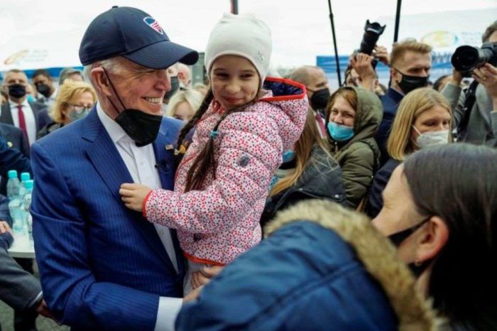 Biden visita a refugiados ucranianos en Polonia