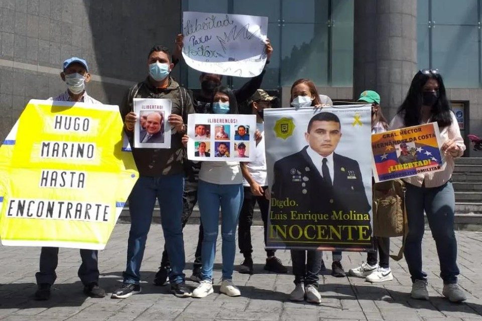 protesta familiares presos políticos 05.04.22