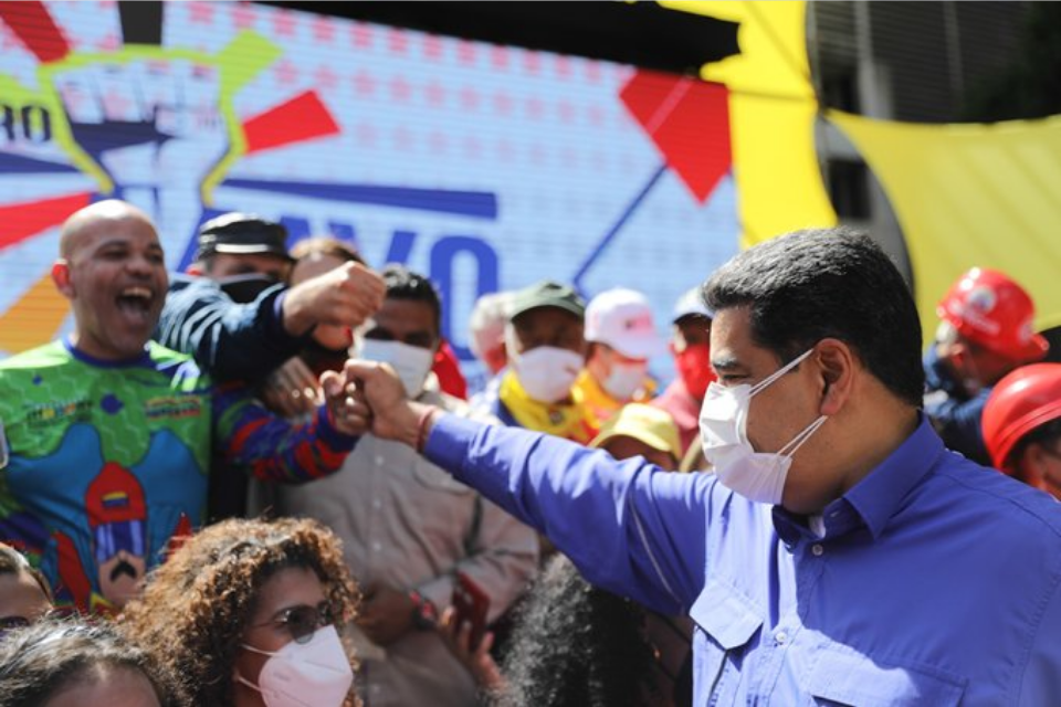 Maduro prometió que salarios mejorarán pero se guardó un nuevo aumento