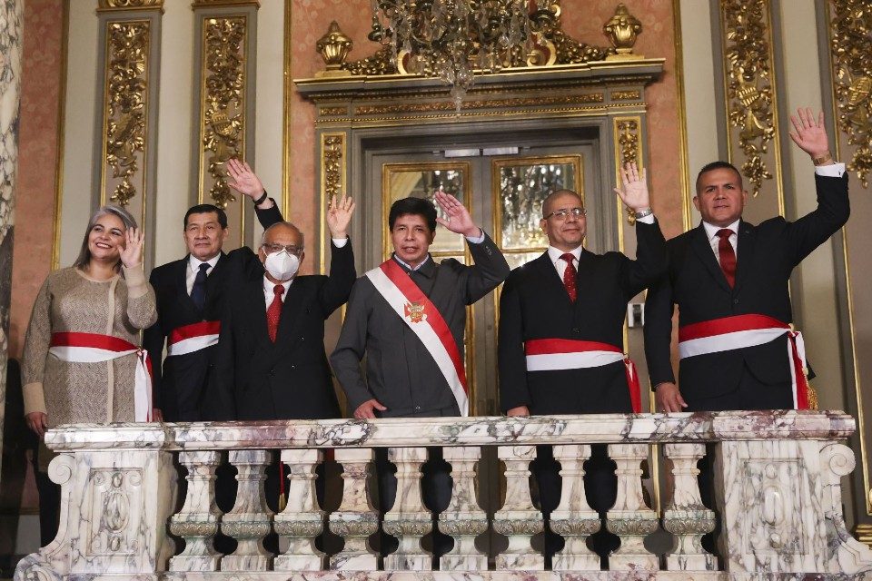 Perú Pedro Castillo nuevos ministros