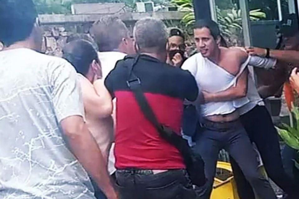 ¿Las agresiones físicas sobre Guaidó son un preaviso?