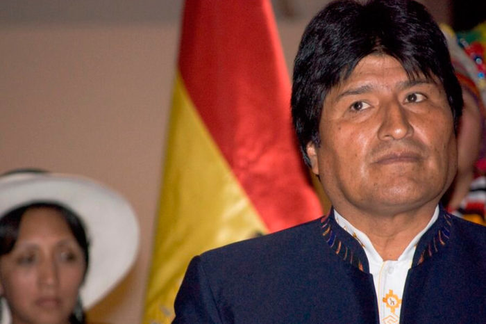 Evo Morales, entre adversarios renovadores y enemigos de la derecha