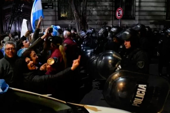¿Se ha roto el consenso democrático en la Argentina?