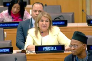 Ministra Yelitze Santaella ONU educación docentes