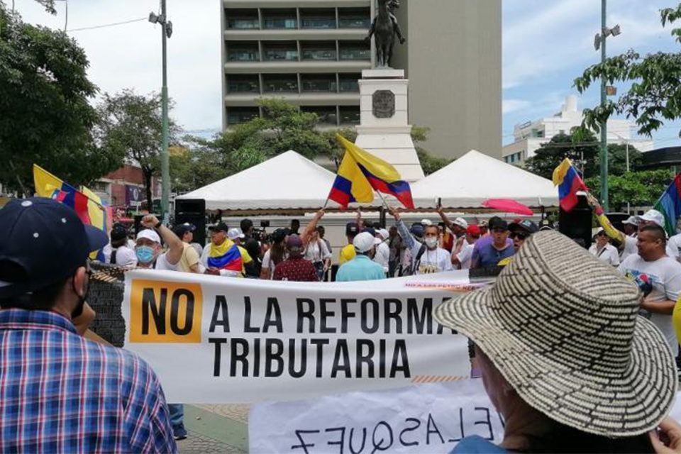 Colombianos protestan Colombia