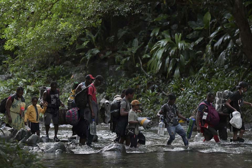 Cifra de migrantes que cruzaron Darién equivale a 11% de la