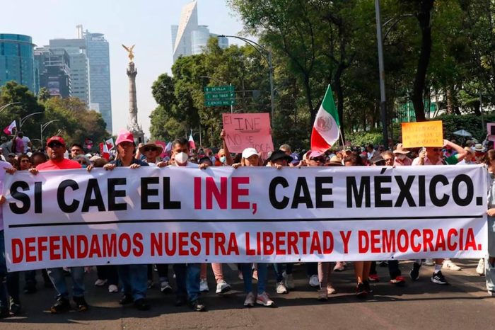 En defensa del INE y la democracia en México