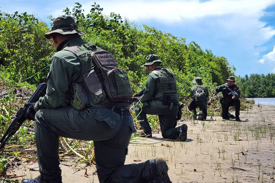 Efectismo de planes fronterizos de la FAN coincide con cambios en Colombia y Brasil