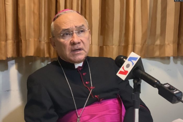 Monseñor Edgar Peña Parra Vaticano VOA