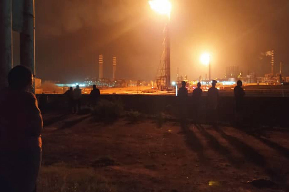 Reportan incendio en la Refinería Cardón del Complejo Refinador Paraguaná