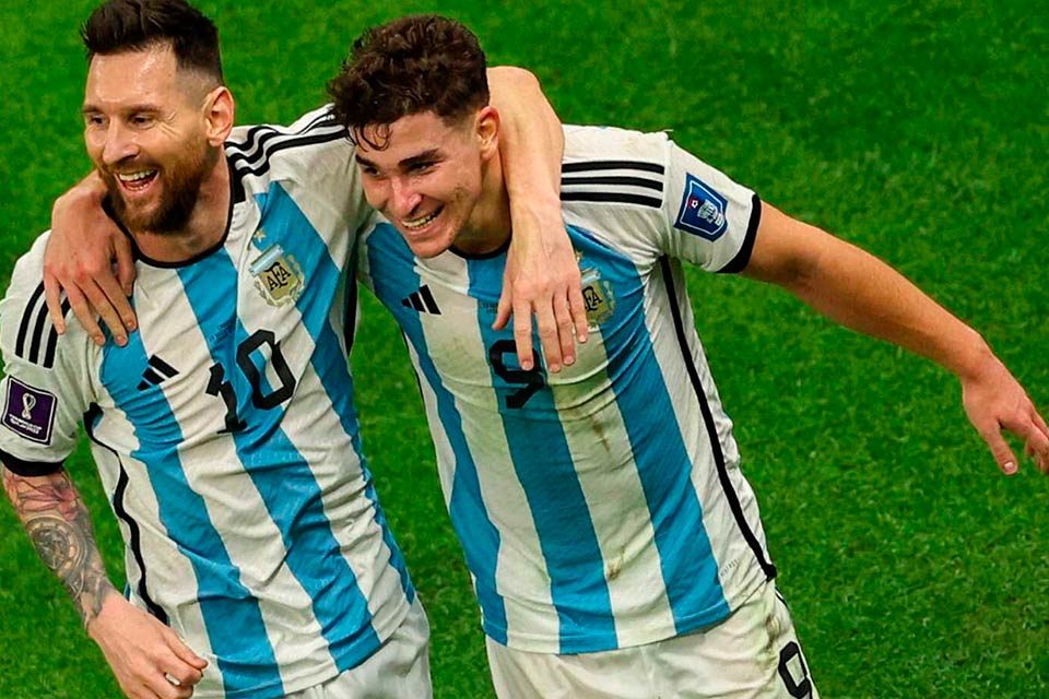 Sobre Messi, Álvarez y otras Anormalidades