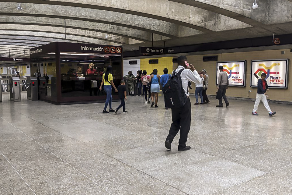 Pérez Bonalde-Metro de Caracas