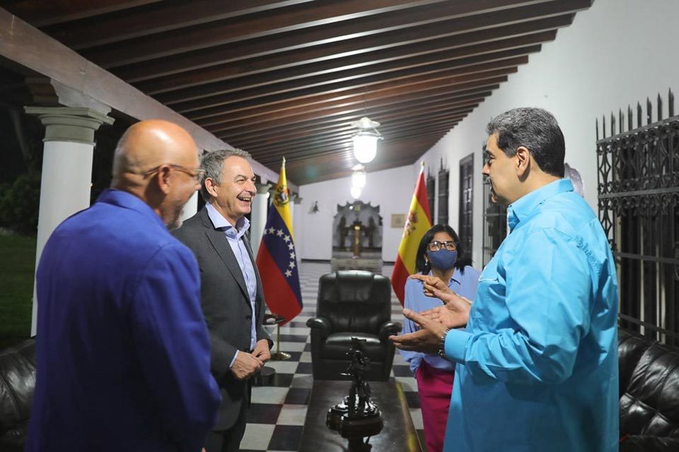 Maduro recibe a Rodríguez Zapatero