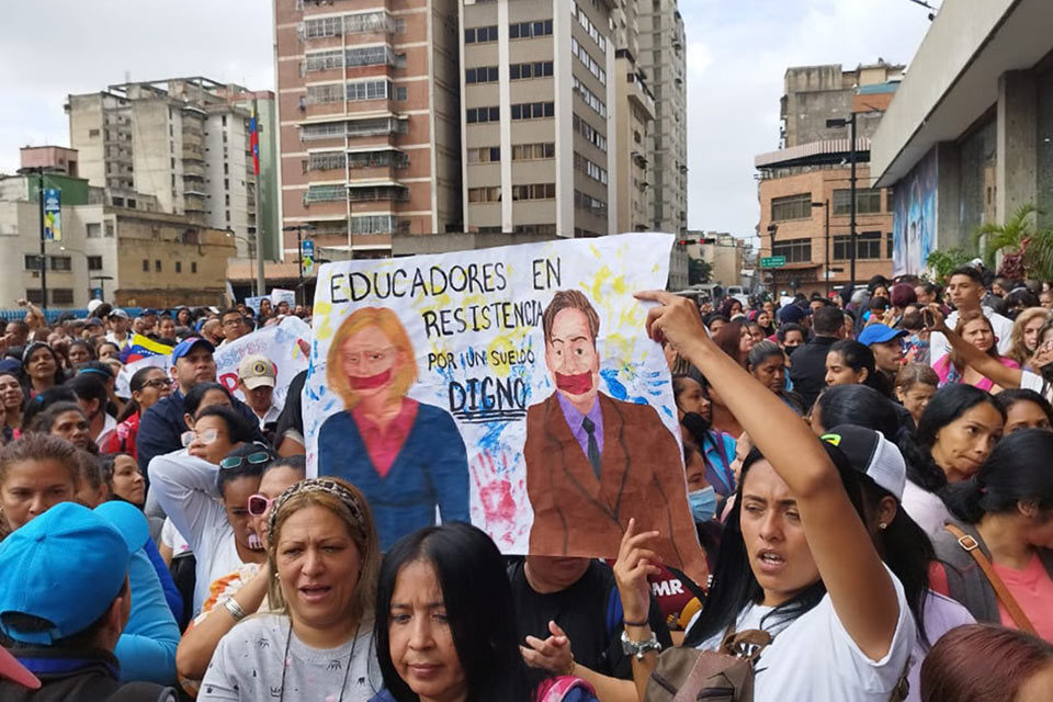 Venezuela con sus docentes