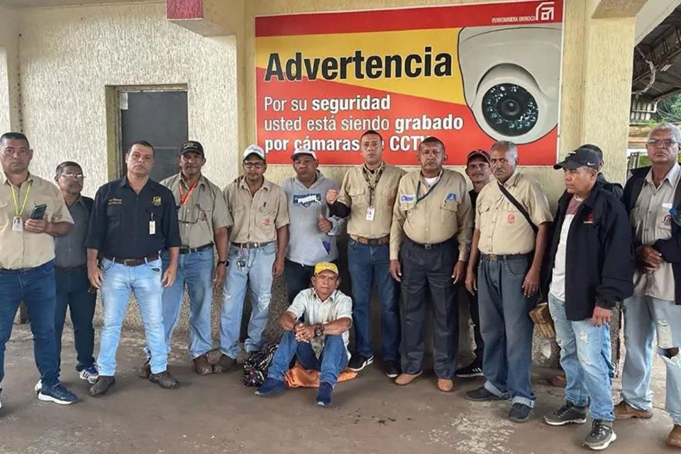 trabajadores CVG dialogo Bolívar guayana