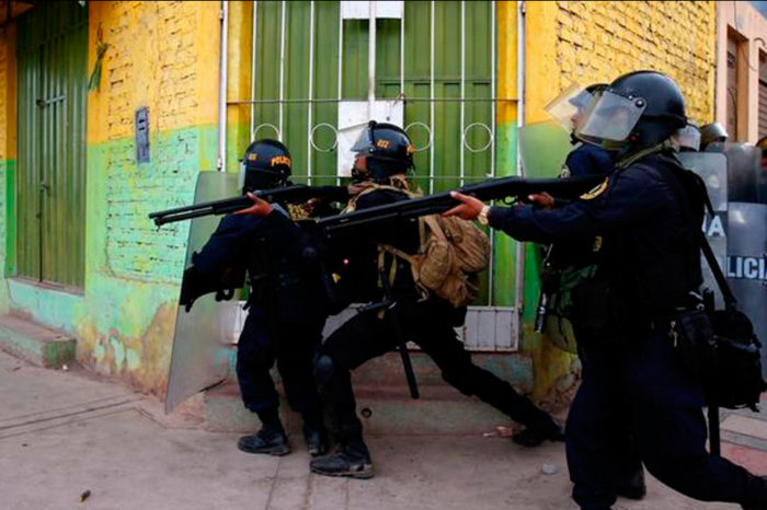 Policía de Perú