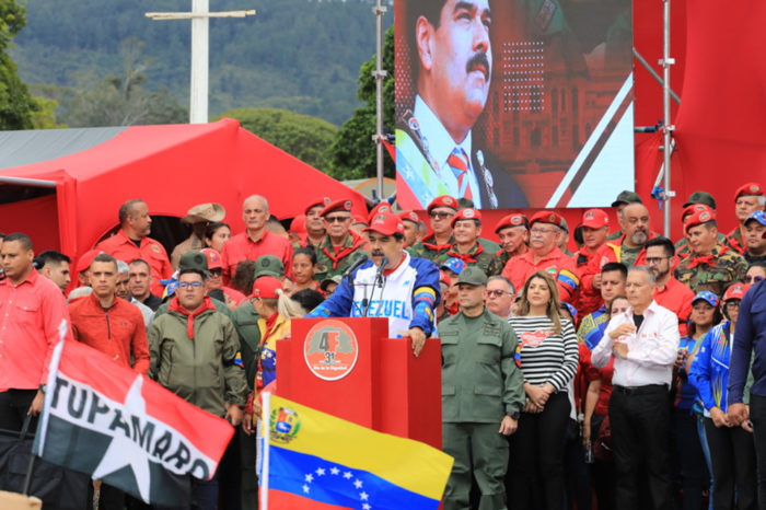 Nicolás Maduro 4F