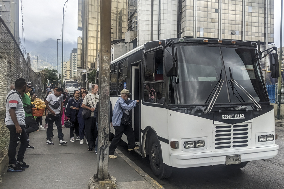 Aqu Ver S D Nde Est N Las Paradas De Transporte En Caracas